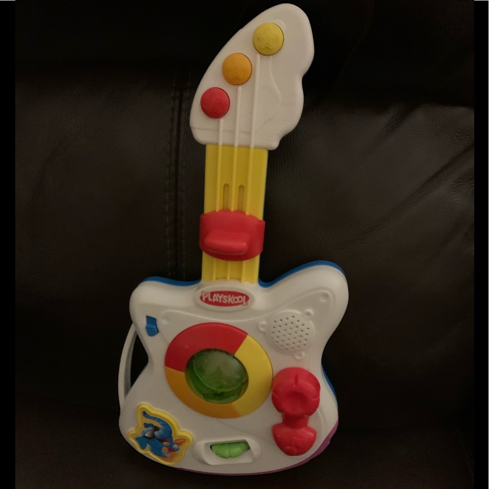 Toddler’s guitar LIKE NEW